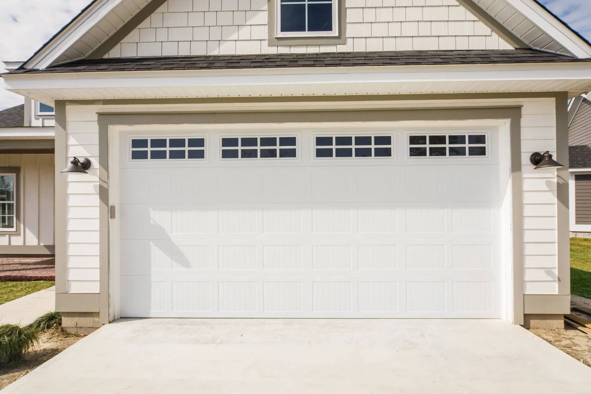 When Is It Time for a New Garage Door?